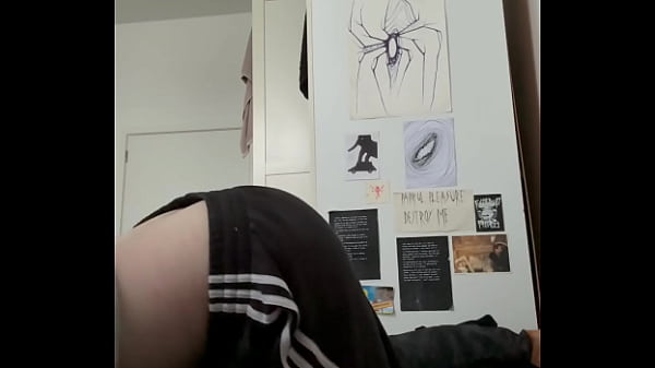 Image goth girl desperate to be fucked plays with herself