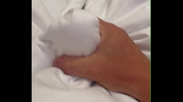 Image Einfach mal wieder meinen steifen Schwanz wichsen und abspritzen