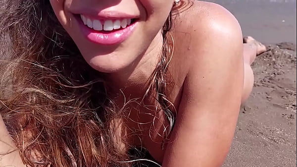 Image Chica de la playa me quita el cond&oacute_n