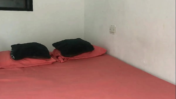 Image Hermanastro me ayuda a practicar sexo antes de mi cita
