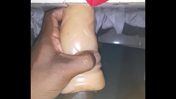 Image Jerking off S2 E4