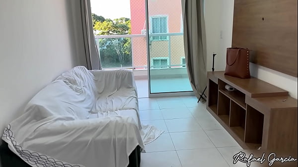Image Chupei a gostosa da corretora enquanto ela me mostrava o apartamento