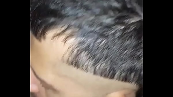Image Novinho falou que n&atilde_o ia me dar piru, mas n&atilde_o resistiu, cai de boca na pica dele no trabalho