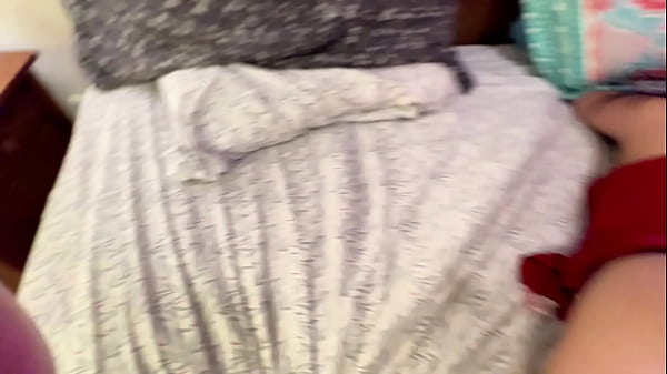 Image Pareja amateur comienza con masajes, sexo anal y termina con creampie. Video completo en red