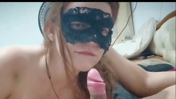 Image Brasileira quente faz um boquete maravilhoso, boquete molhado e garganta profunda ! BOQUETE AMADOR - BOQUETE CASEIRO - SEXO ORAL CASEIRO