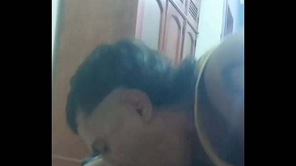 Image Novinho saiu do trabalho na hora do almo&ccedil_o pra vir aqui em casa me dar mamadeira