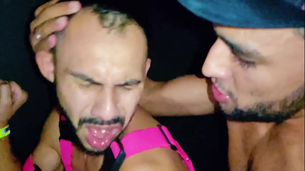 Image PAUZUDOS ME LEITANDO NAS CABINES DO CINEMA PORN&Ocirc_.