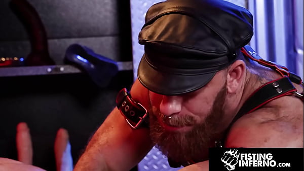 Image Bearded Hunk Stretches Bobby&rsquo_s Perfect Ass