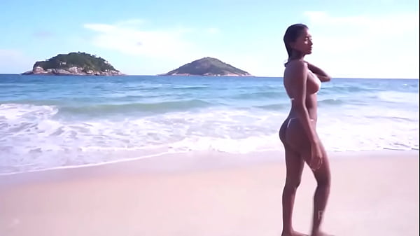 Image Daped-In-Public #11 : 19 years old ebony princess, Jenny Pretinha publicly fucked in front of a lot of people (DAP, Anal ...