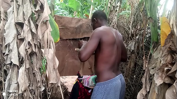 Image Hardest village masturbator cum with big ass on the garden