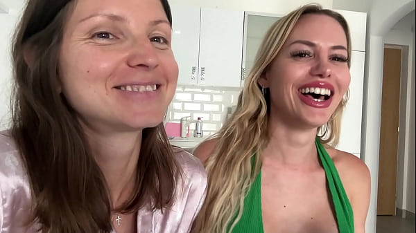 Image Gina Gerson and Maya Rose about sexual health