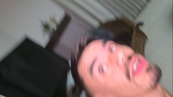 Image Meu marido chamou os amigos do futebol para irem em casa me comer junto com ele. Parte final
