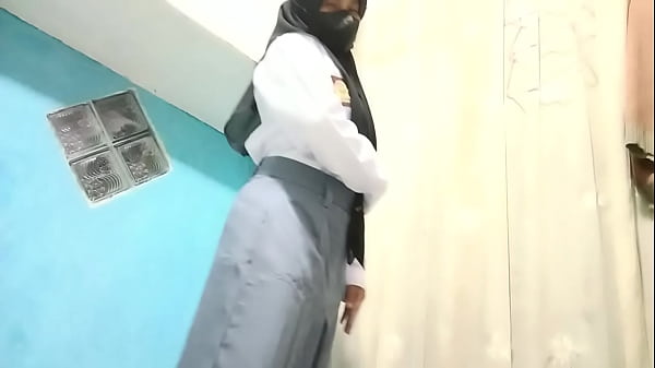 Image Siswi SMA ngentot dengan pacar ketika pulang dari sekolah