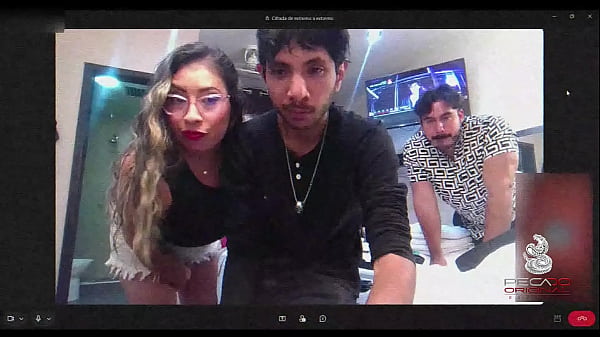 Image NOS PIDIERON QUE NO LO SUBIERAMOS, PERO NO HICIMOS CASO, cornudo es feliz viendo como se follan a su pareja como toda una puta en cam