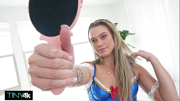 Image Princess Chloe Let's The Prince Use Her Tight Fuck Hole