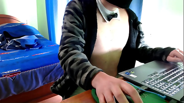 Image SENSUAL MASTURBACION EN EL CHAT ARNOLDSYLVER SE CORRE FUERTE