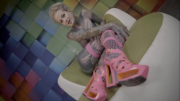 Image Heavily Tattooed TEEN ANAL Stretching