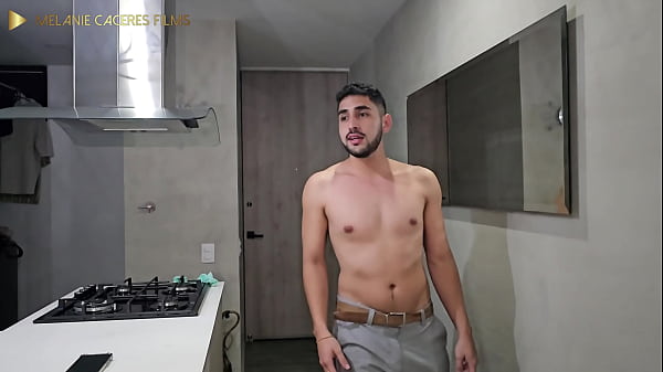 Image me follo al mejor amigo de mi esposo, esposa petite e infiel se deja meter una gruesa polla