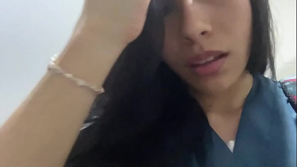 Image La perversa  enfermera se masturba en el ba&ntilde_o viniendose a chorros