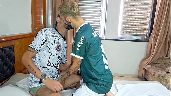 Image Palmeiras receendo paulada de Corinthians