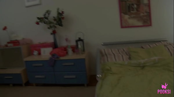 Image Cum Swapping Nymphs Cleo V & Zoe W Play With Ivan L Cum!