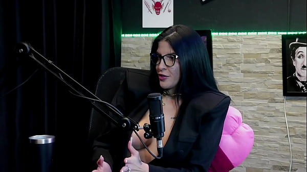 Image Sempre quis o que d&aacute_ tes&atilde_o, ficou a vontade na produtora, tem muita censura nas redes, e foi a primeira vez que fez dp - Leticia Braga (WATCH ON: SHEER/RED)