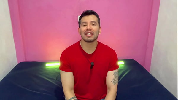 Image Militar musculoso dotado pre&ntilde_a el culo de un jovencito twink universitario! Relato sexual