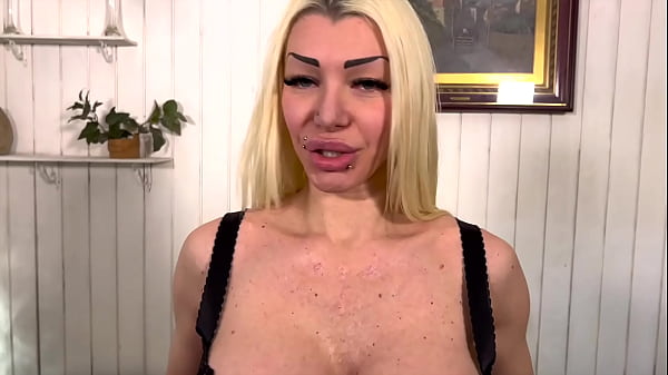 Image Jennifer, 25ans, une bombe blonde aux courbes de r&ecirc_ve !