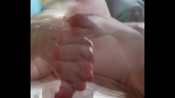 Image Big Ass Amateur Joan Day Gives Casual Footjob