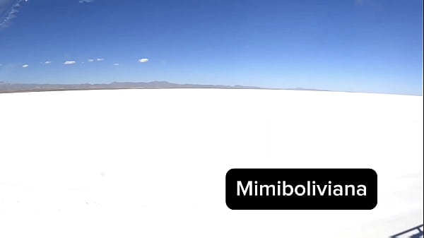 Image CREAMPIE IN THE BIGGEST SALT DESERT IN THE WORLD
