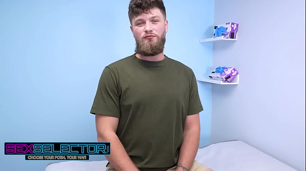 Image GUY SELECTOR - Aaron Trainer Helps Brody Bauer Stretch His Tight Asshole With His Fingers And His Big Cock
