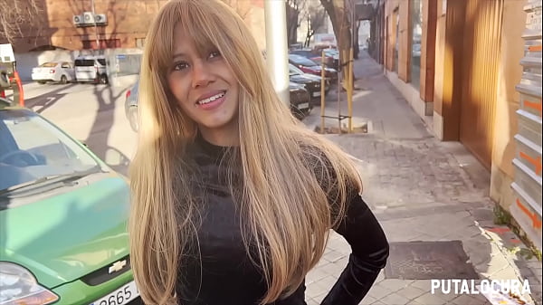 Image PutaLocura - Delgadita latina Netty acepta los retos de Torbe y traga leche en Pilladas