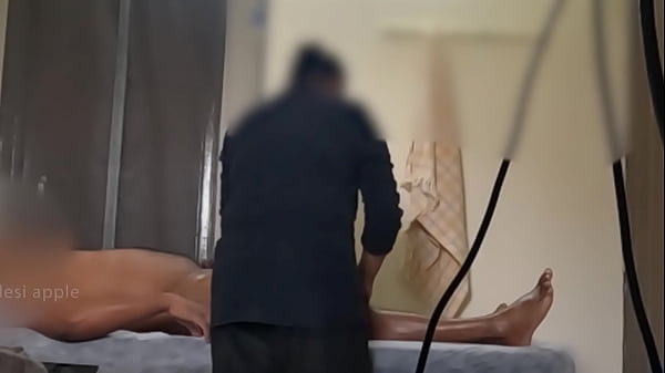 Image Happy ending massage turned to blowjob in Thailand