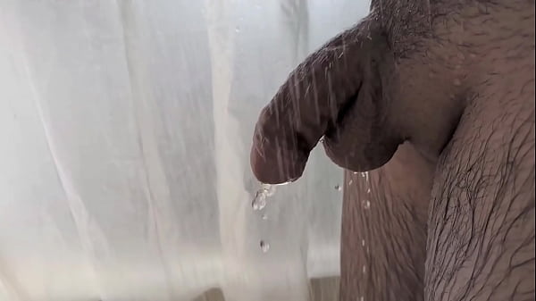 Image My dick taking a bath in slow motion