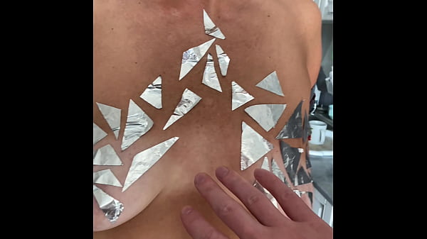 Image Bodyart old stepmom harsh fuck in the kitchen.