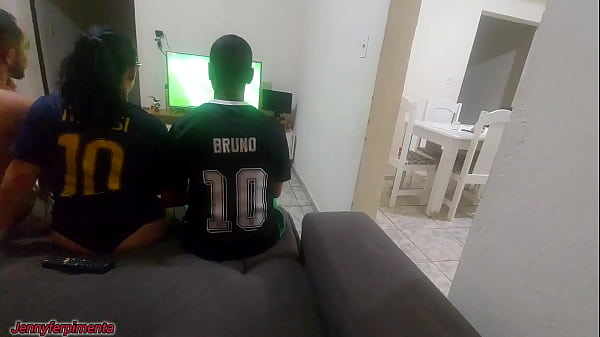 Image tive que fazer sexo com amigo do meu marido por causa de uma aposta, mas fiquei com tes&atilde_o e acabei fazendo DP com os dois