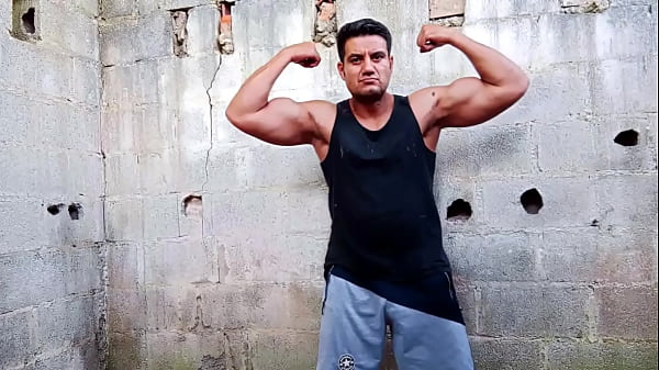 Image YURI GA&Uacute_CHO - BRAZILIAN BODYBUILDER HARD HANDJOB AND BIG CUMLOAD