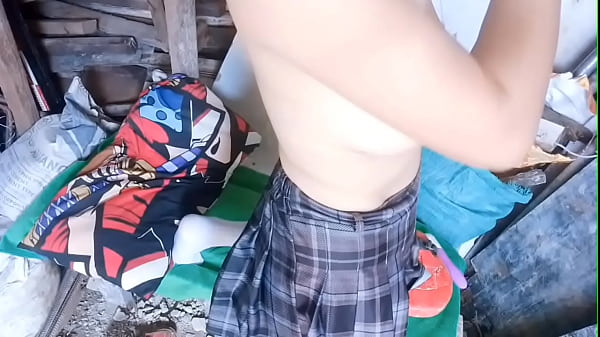 Image Cutie Pinay teen Solo fingering while videocall