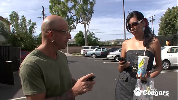 Image Spanish Babe Valerie Hart Sucks Off A Dude She Just Met!