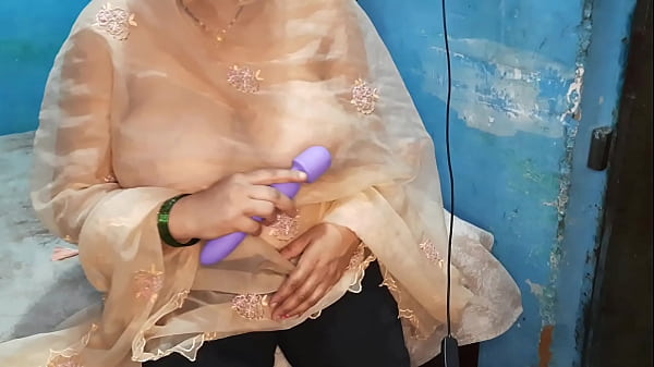 Image Wife showing her Boobs front of stranger