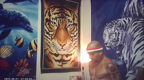 Image BEHIND THE SCENES OF PORN SHOOT MAXXX LOADZ POUNDING OUT SOME ASIAN PUSSY