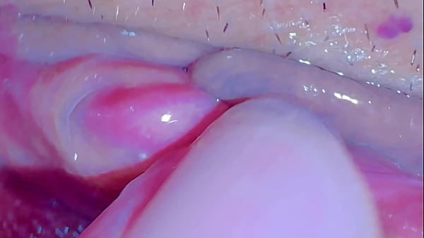 Image Amateur Pink Pussy: 230 days after losing her virginity