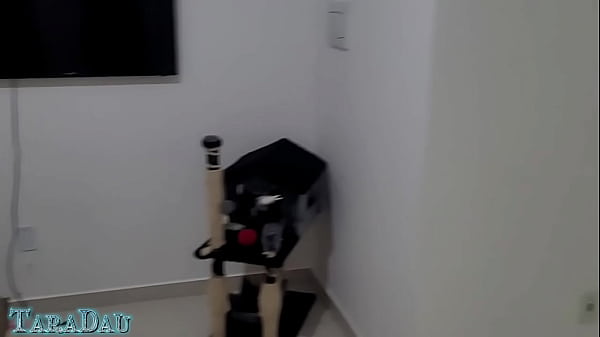 Image Menage gostoso que fizemos com essa loira gostosa! Sexo caseiro