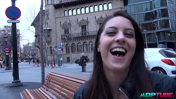 Image Carolina Abril es follada por un desconocido con los ojos tapados - ADPTUBE