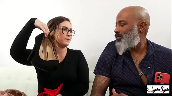 Image BBC Stallion Shaun Dam Fucks Inked PAWG Red August In Glasses!