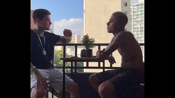 Image Acabei fodendo meu amigo na varanda