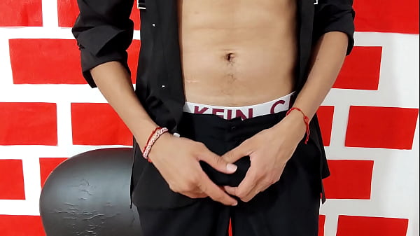 Image Mexican with a good cock masturbates in front of cameras