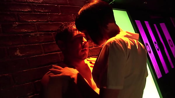 Image Getting a blowjob and pussy after the club in the ally