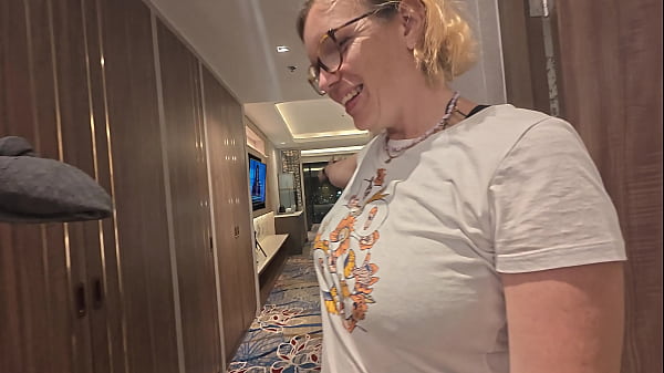Image Voyages &agrave_ Bangkok je retrouve ma ch&eacute_rie Tgirl Lysia pour une visite de la ...