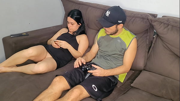 Image Corri um risco ao fazer sexo com o melhor amigo do meu marido